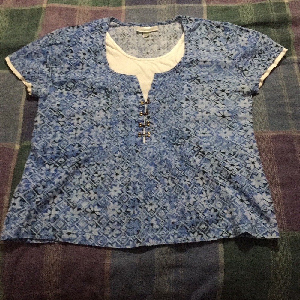 Dress barn blue floral shirt